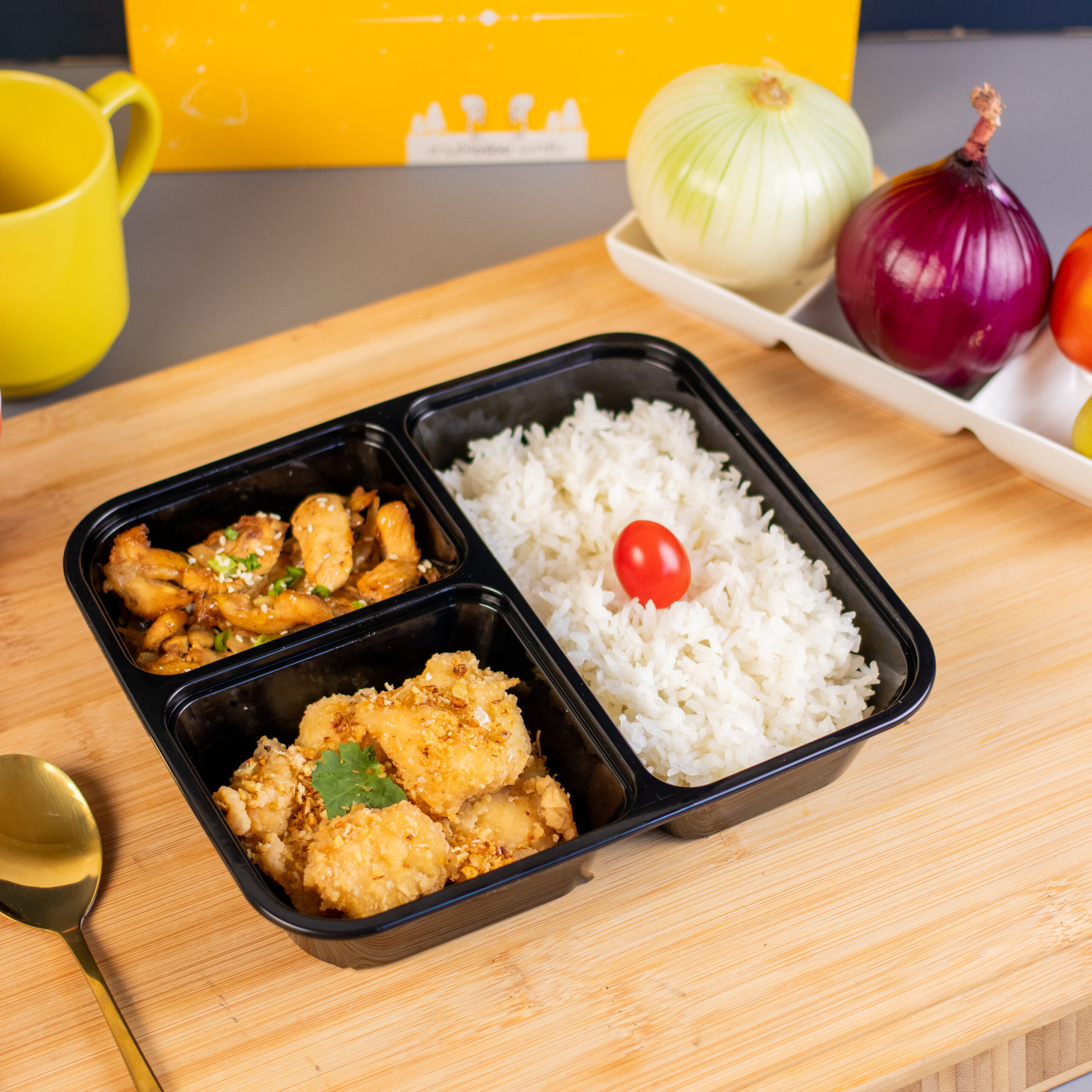 BT-ข้าวปลากะพงทอดกระเทียม + ไก่ผัดซอสญี่ปุ่น